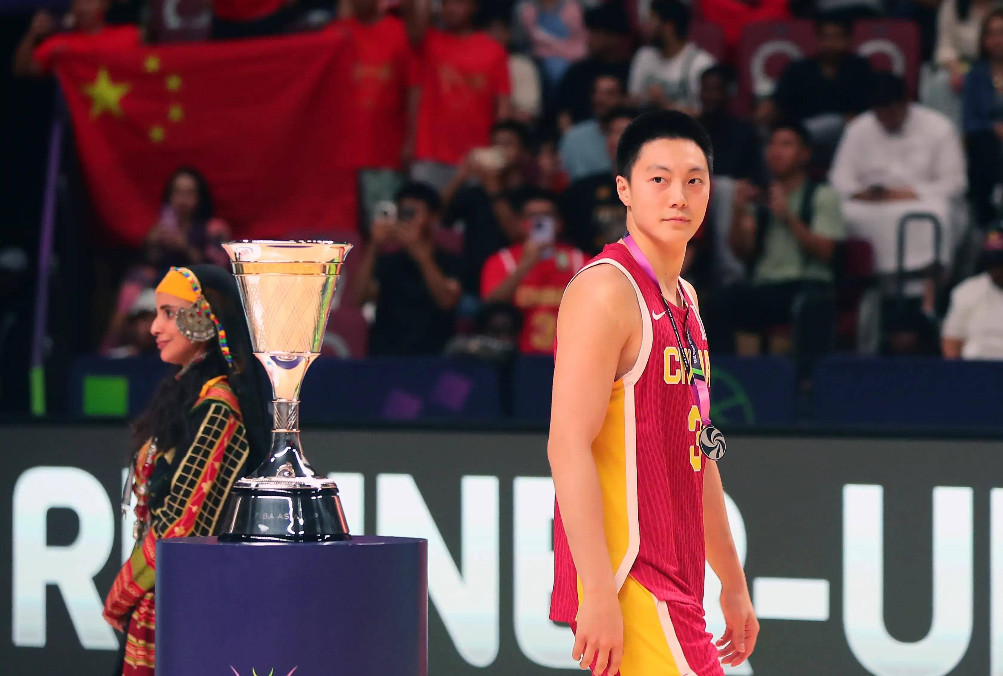 球星爆发!亚洲杯赛场再现神级操作 球星爆发!亚洲杯赛场再现神级操作