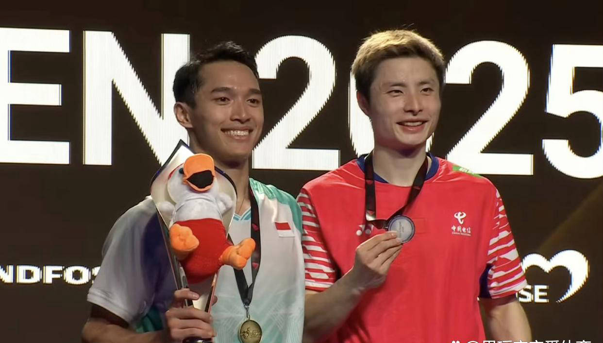 法国队力克日本队,石宇奇关键制胜 法国队力克日本队,石宇奇关键制胜