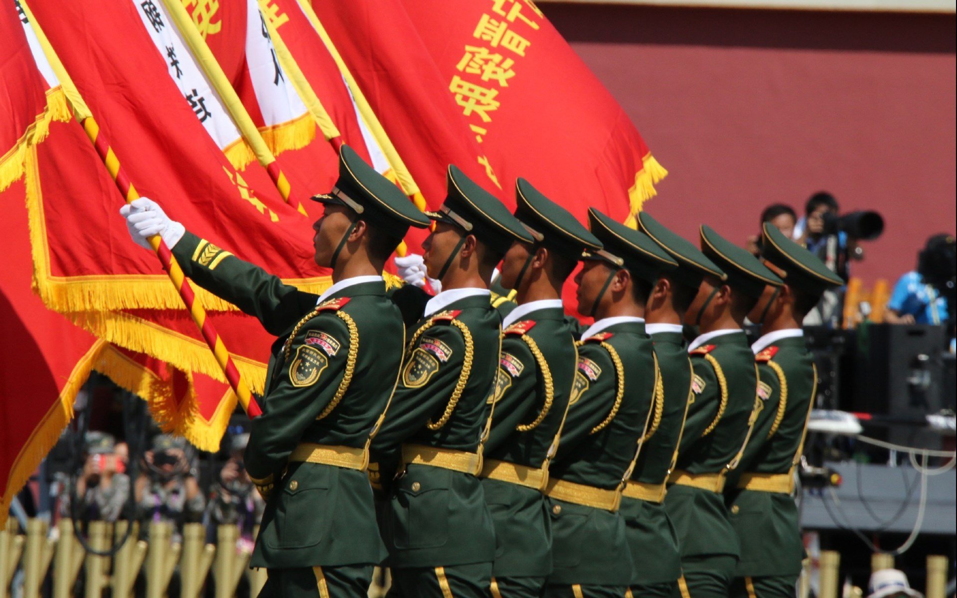 绝境之光，恩佐末局一锤定音，那不勒斯惊险逆转沙特