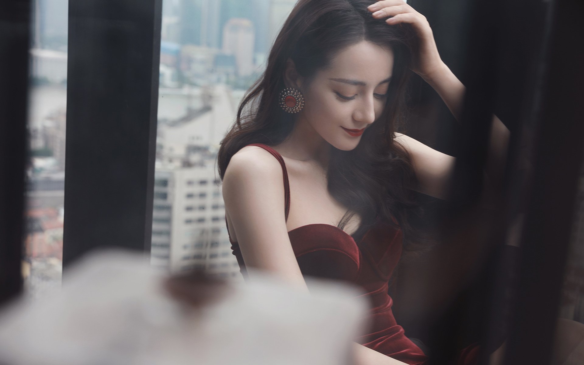 钢铁防线与巨星锋芒,瑞士在E组颠覆传统,莱万演绎非典型胜利