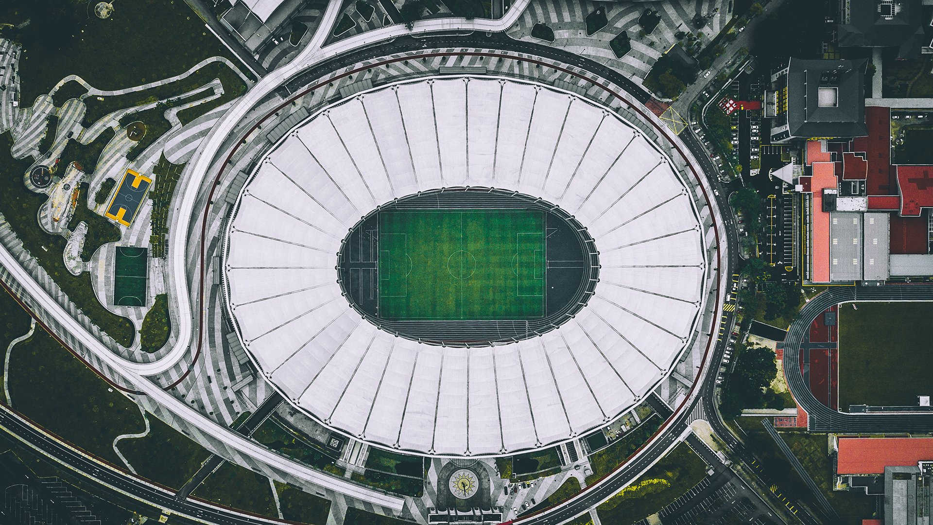 当亚洲铁骑踏破南美防线—2026世界杯伊朗绝杀乌拉圭,库尔图瓦孤掌难鸣